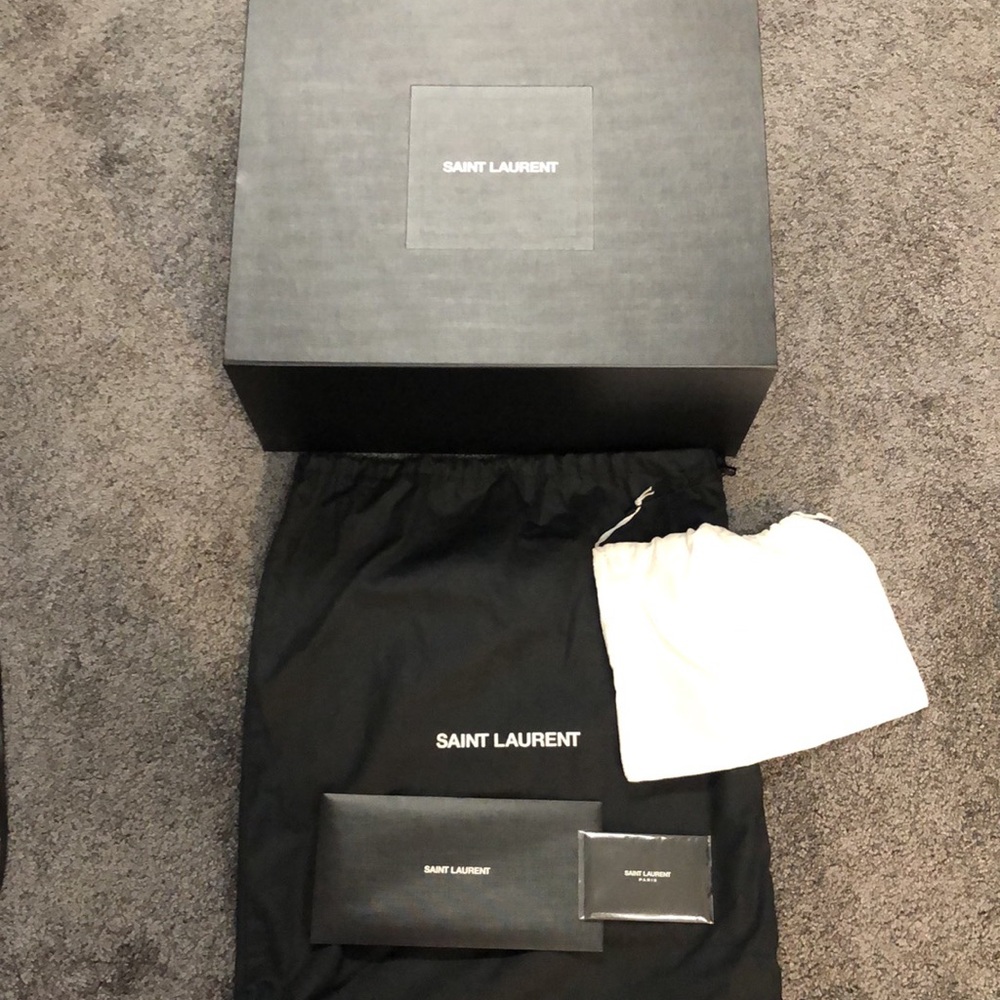 Women’s YSL grey leather tote bag - Picture 10 of 11